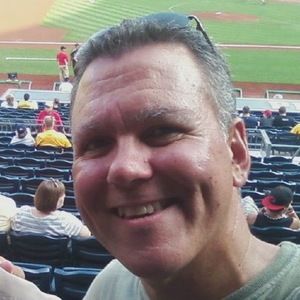 Meet your Posher, Gil